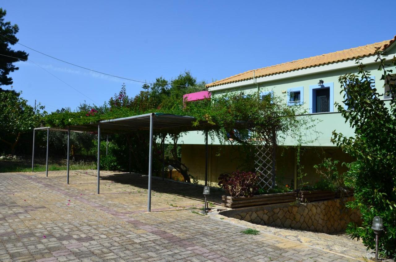 Mirovigli Aparthotel Lepedha Ngoại thất bức ảnh
