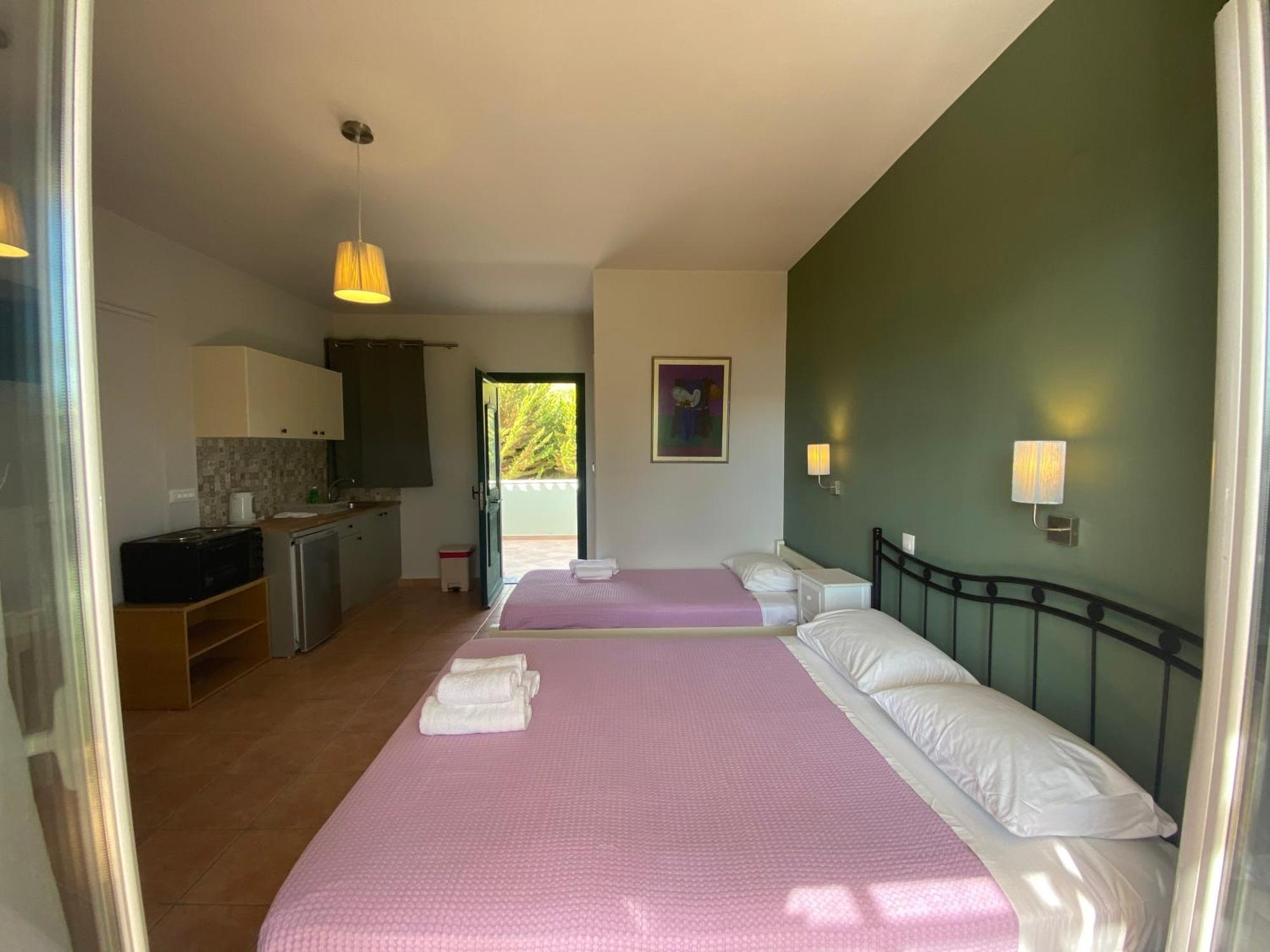 Mirovigli Aparthotel Lepedha Ngoại thất bức ảnh